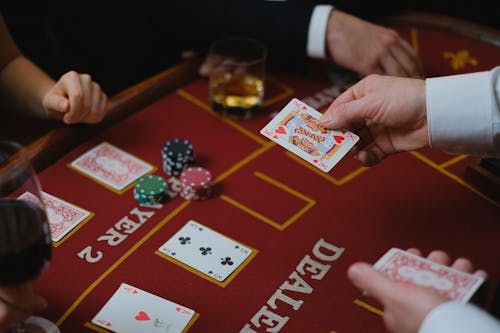 pexels-poker-players