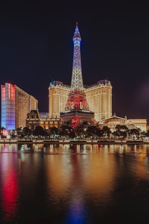 pexels-ivan-samkov-5877672